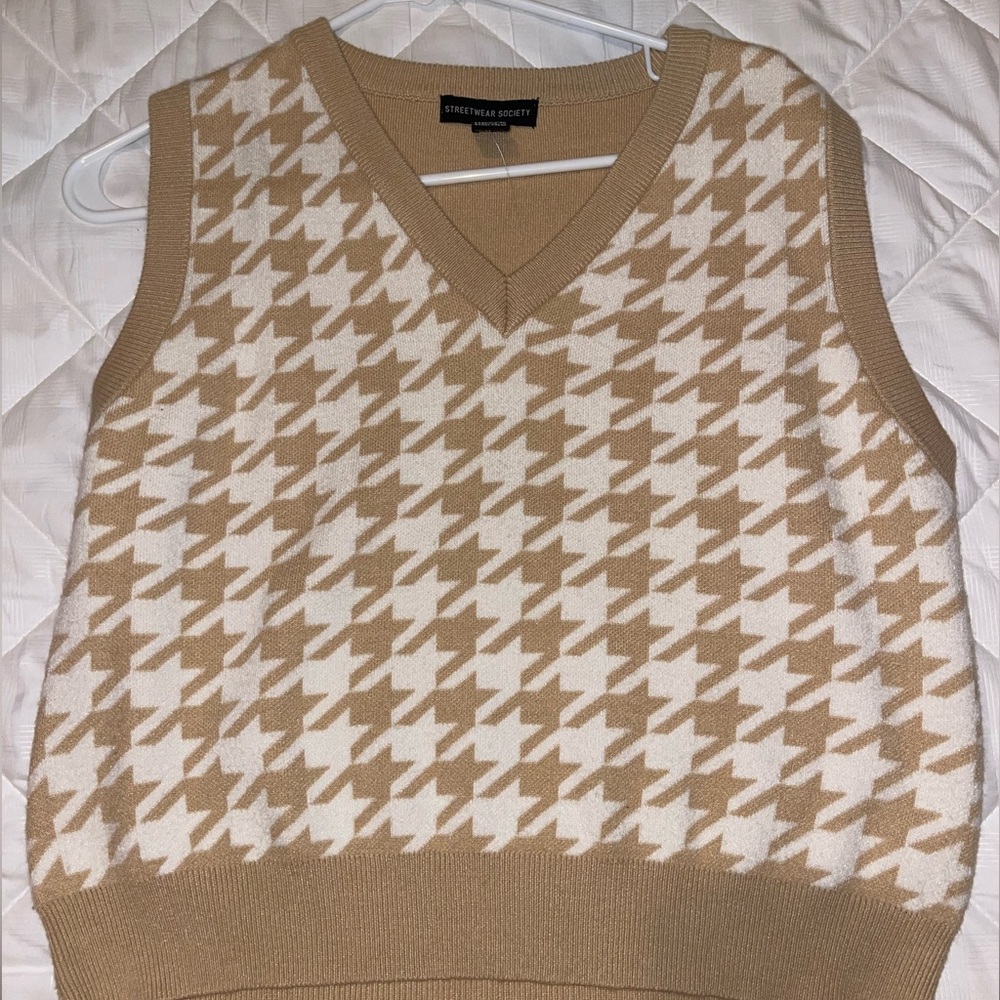 New Sweater Vest